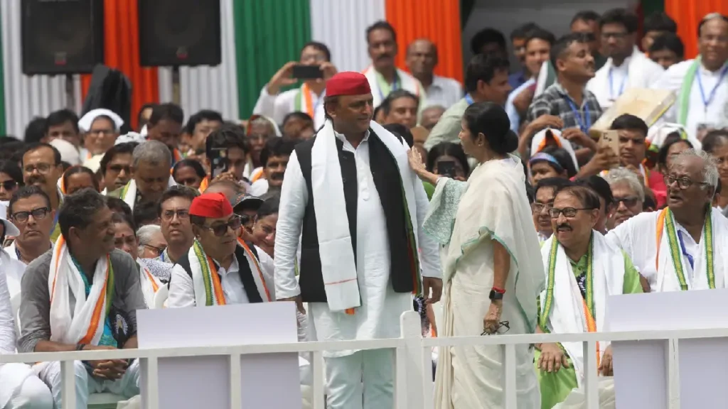 akhilesh mamata 21.07