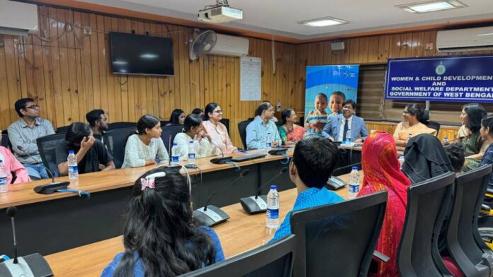 ইউনিসেফ আয়োজিত অনুষ্ঠানে মন্ত্রীর সামনে তাদের সমস্যার কথা তুলে ধরল শিশুরা