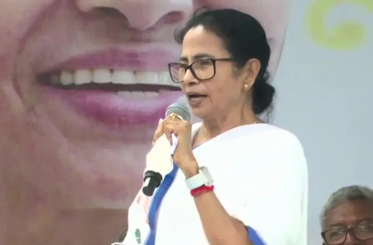 Mamata Banerjee at bolpor