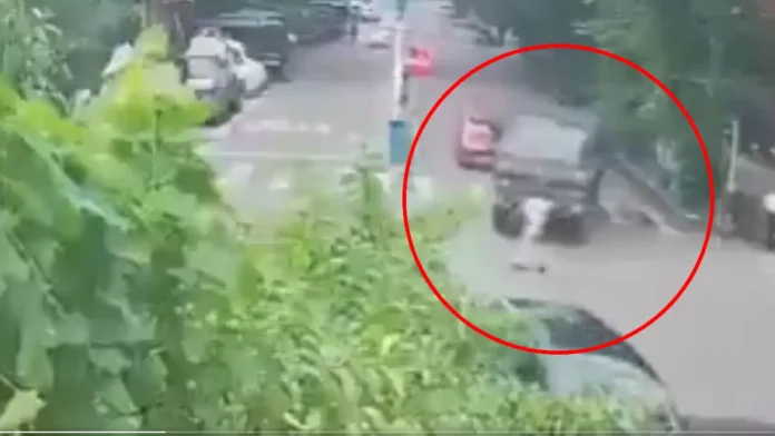Army Truck Traffic Violation,