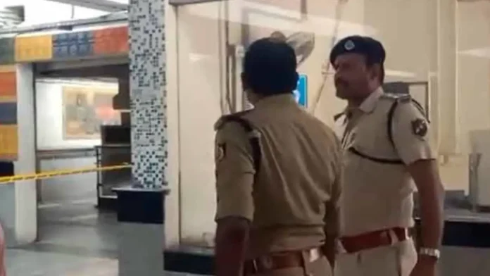 Dakshineswar Metro