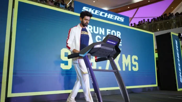 Kartik Aaryan Skechers