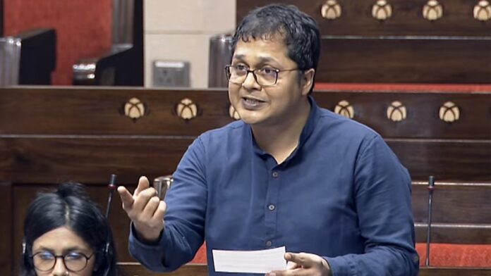 সকেত গোখলে